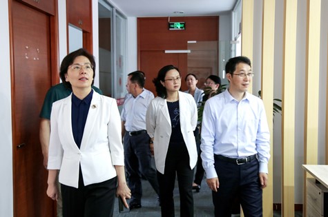 江苏省委网信办、省委宣传部领导赴金年会科技园调研重点企业